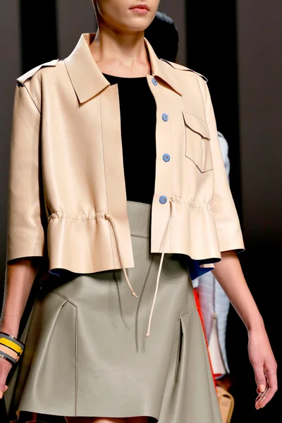 Look 42